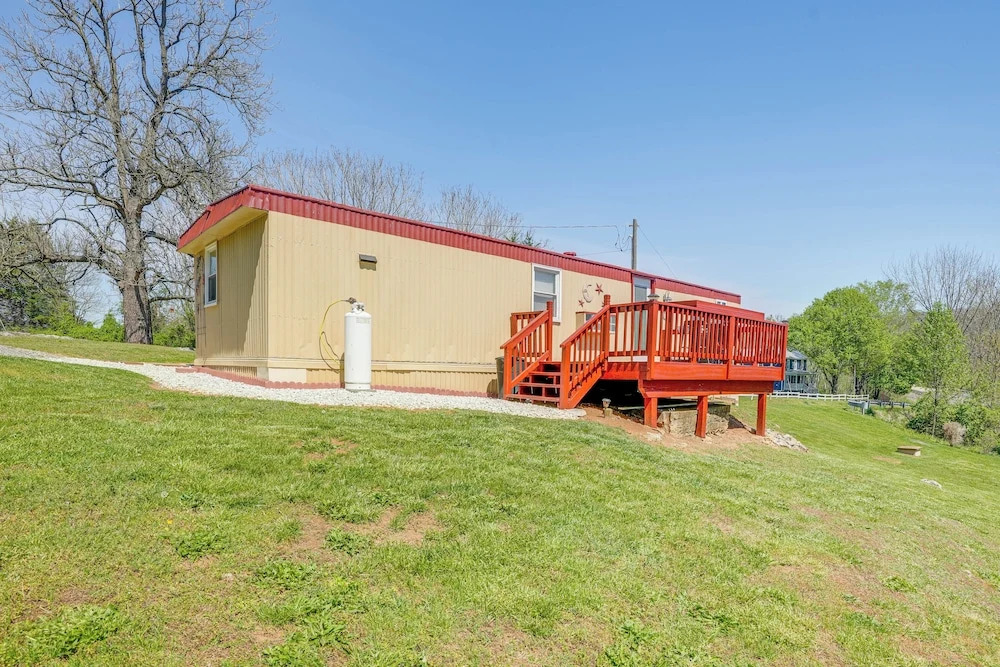 Waterfront Virginia Retreat w/ Canoe, Pets Welcome