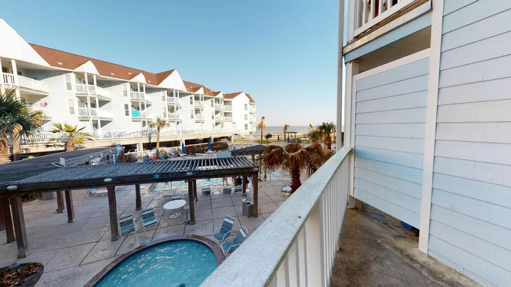 Seascape 1118 Condo