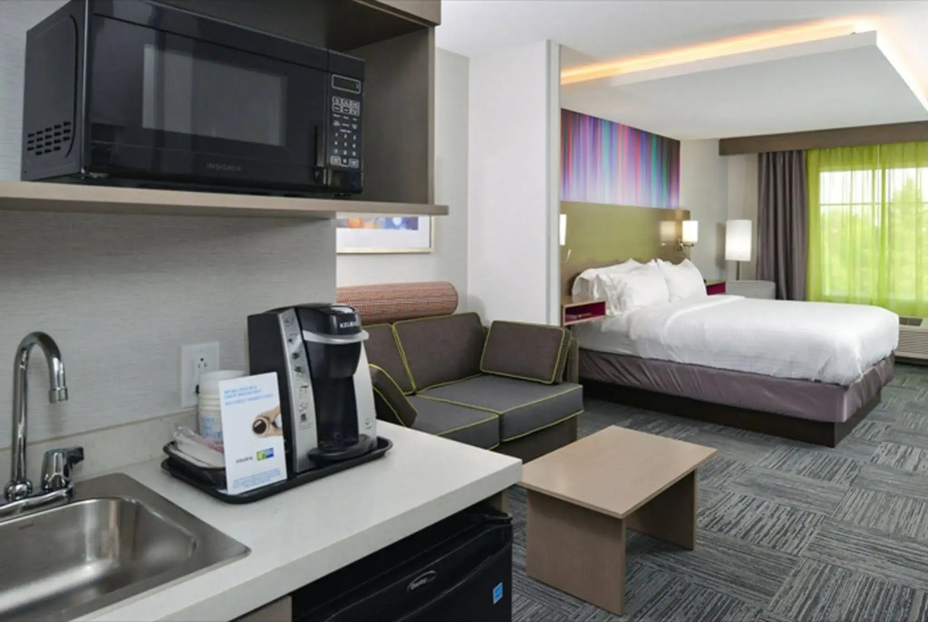 Holiday Inn Express & Suites Shippensburg by IHG