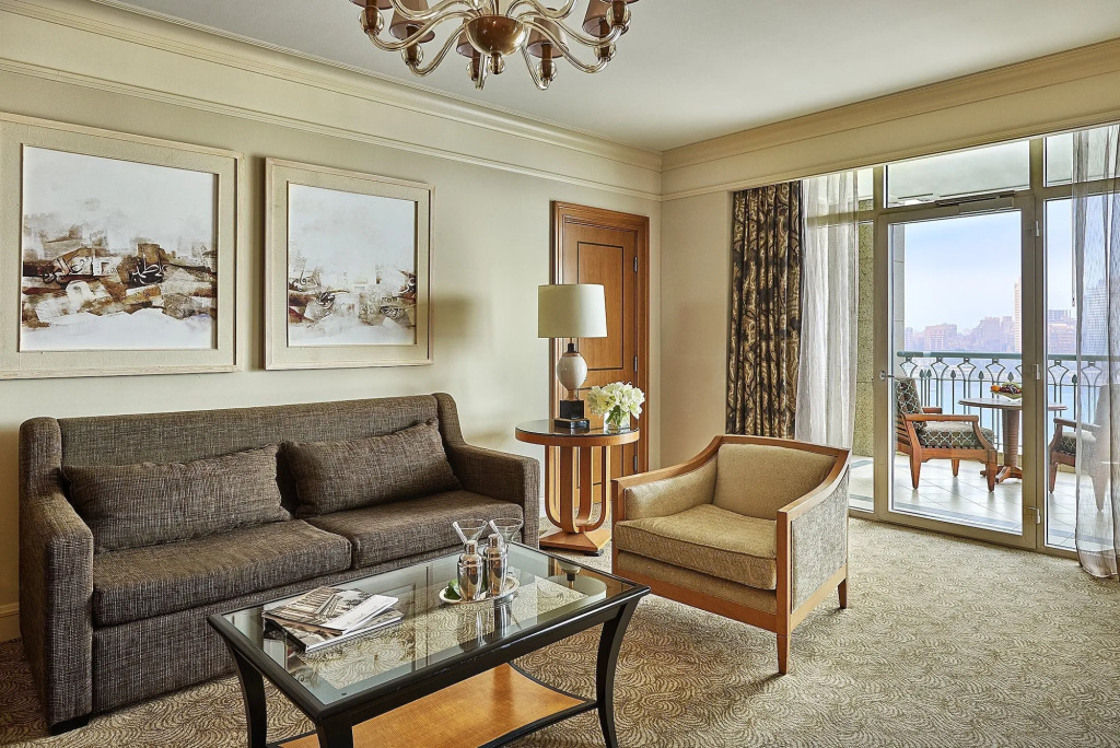 Four Seasons Hotel Cairo at Nile Plaza