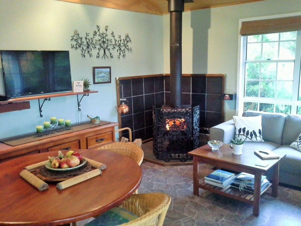 Hillside Bed and Breakfast