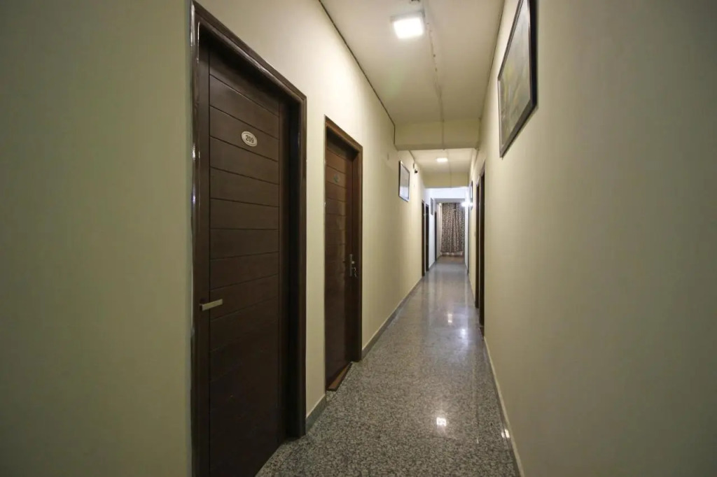 The Metro Star Hotel, Jasol