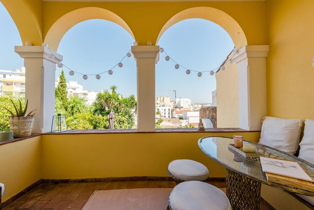 Casa Omlandia With Pool - Lagos Old Town
