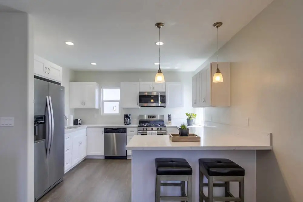 Coastal Horizon - 6 Br Home