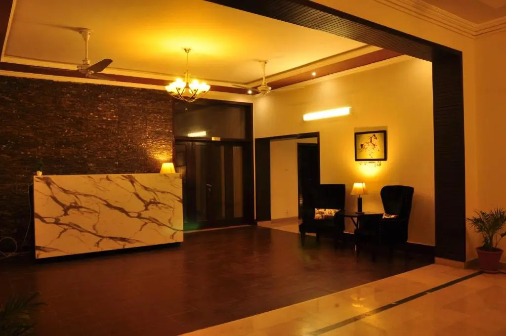 Reina Boutique Hotel - G6