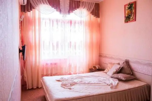 Lotos Zelyonaya Krysha Guest House