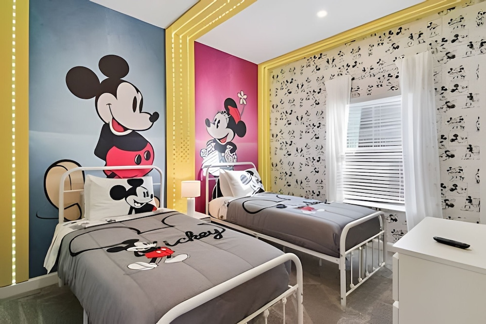 Storey Lake 5bd/4ba Private Pool Near Disney