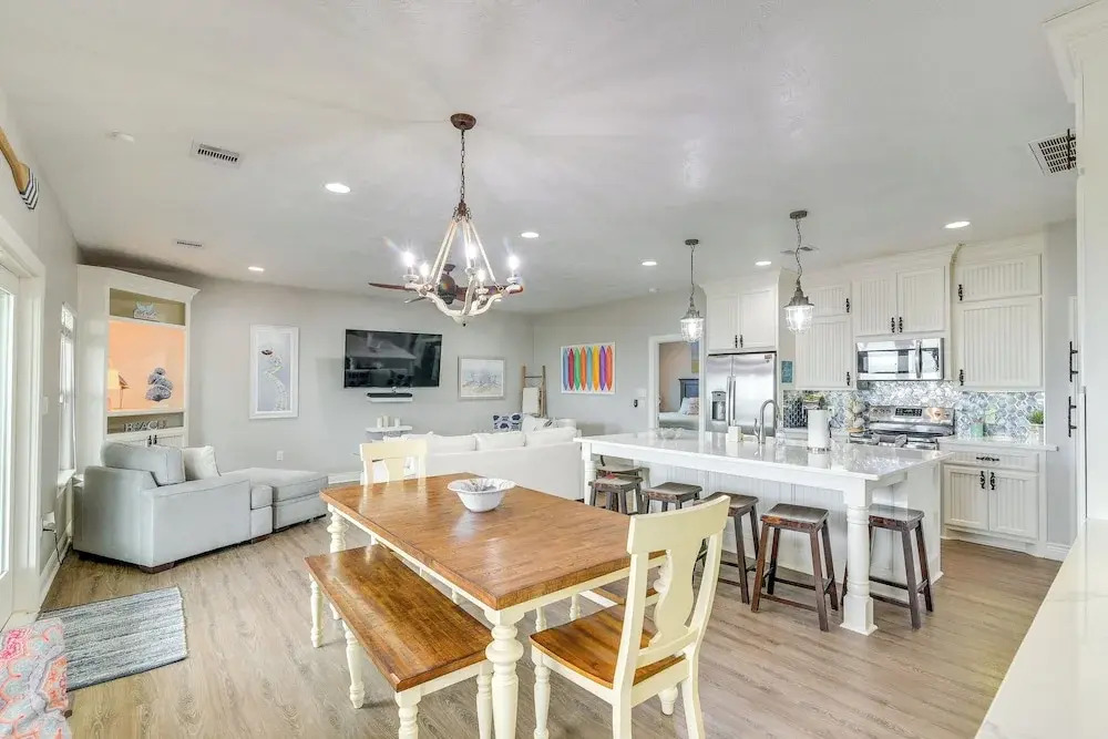 Walk to Sand! Home w/ Wide-open Ocean Views + Bar