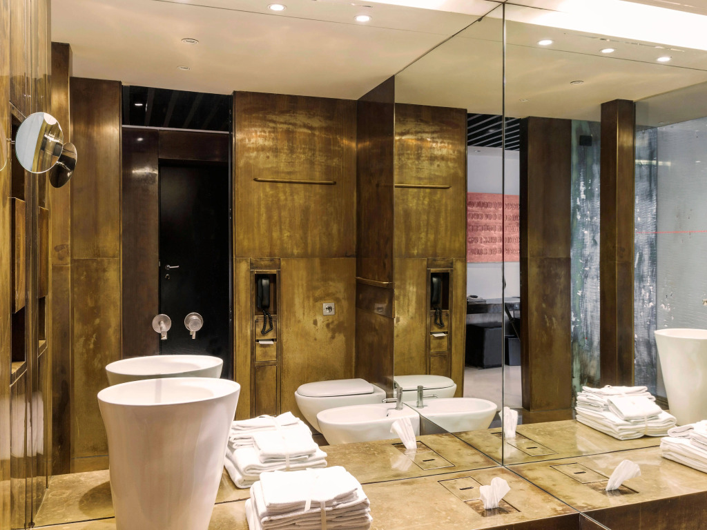 STRAF Hotel&bar