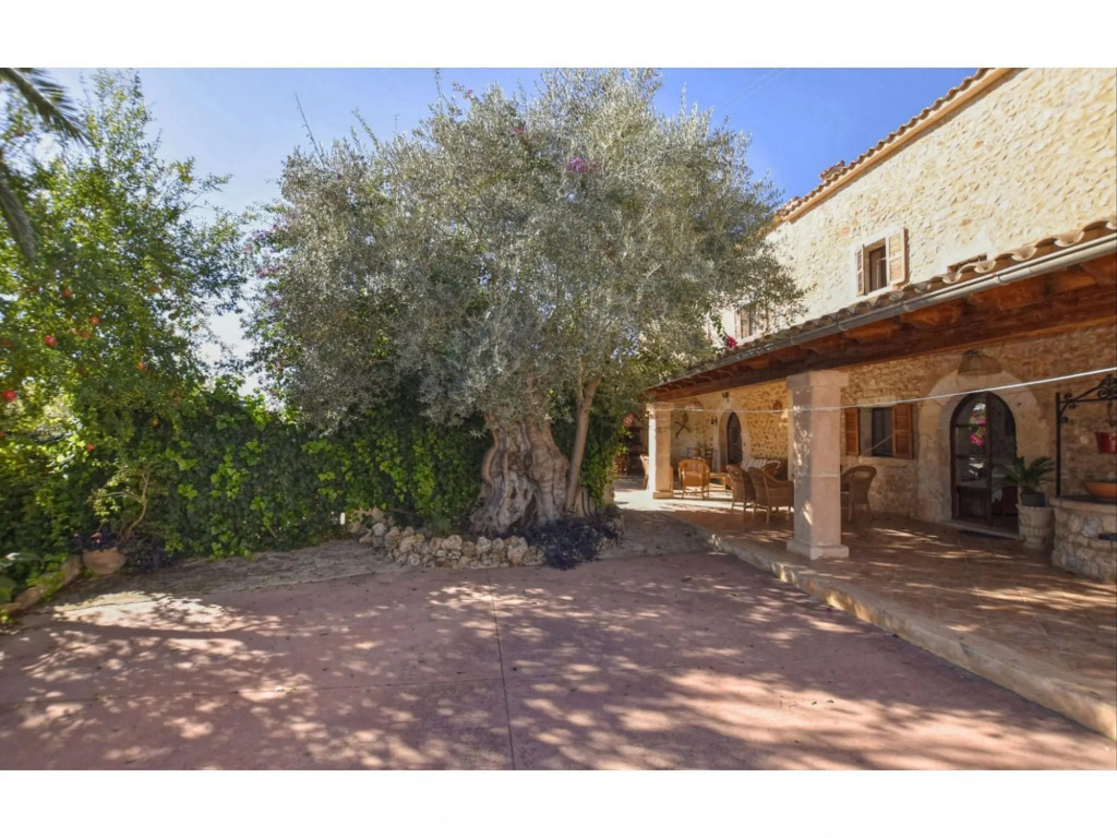 Country House Mallorca with Pool & Views