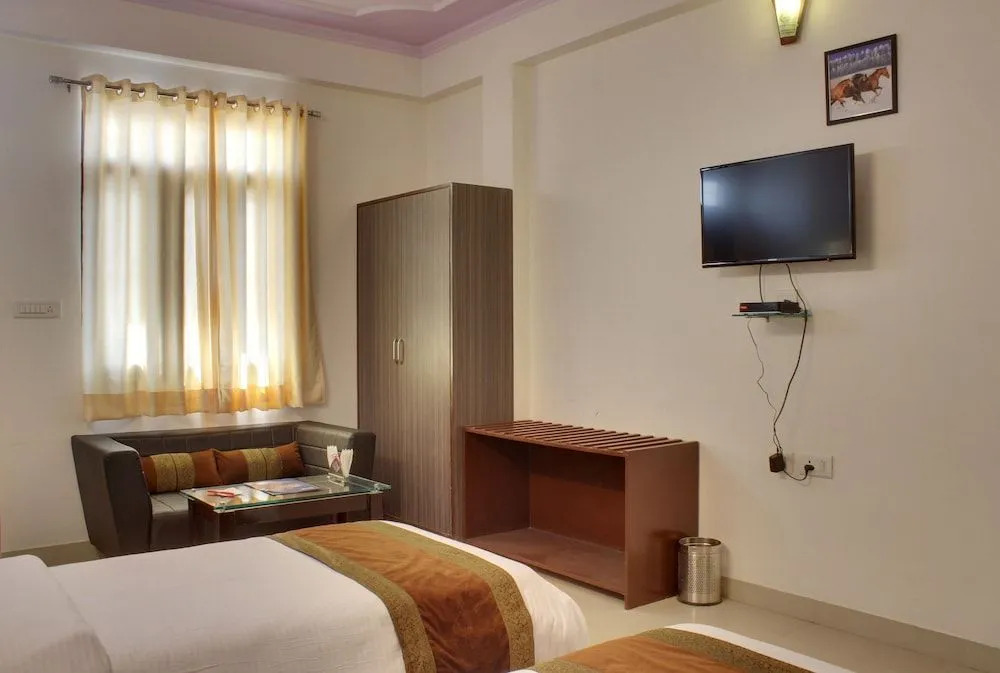 OYO 352 Hotel DRS 8586 Haveli