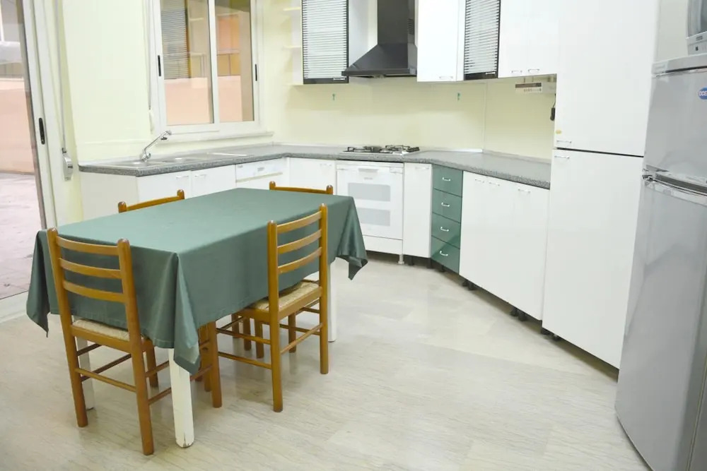 Apartment With 2 Bedrooms in Reggio Calabria - 100 m From the Beach