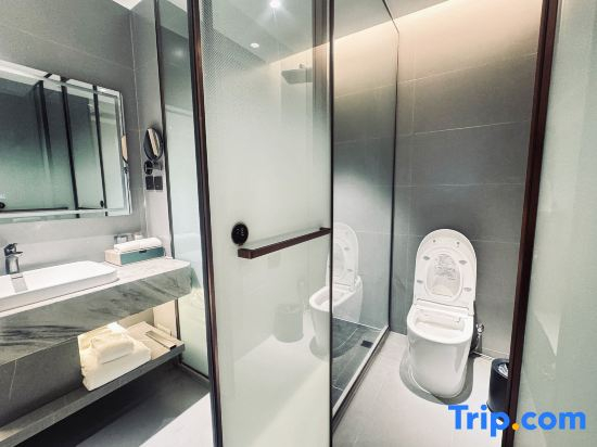 Wyndham Garden Hotel  (Urumqi Tianshan International Airport)