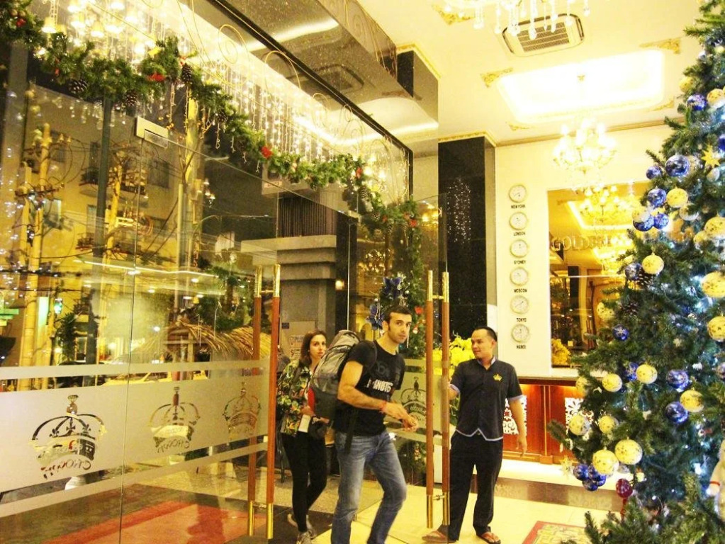 Golden Crown Hotel