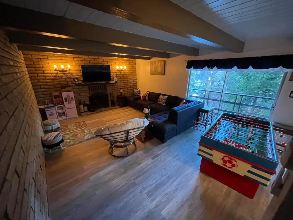 Lazy Bear Cabin