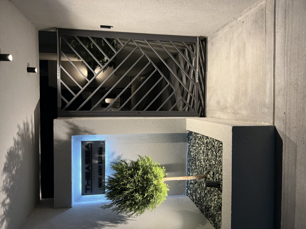 TheaSea Luxury Suites -  Apatment Suite