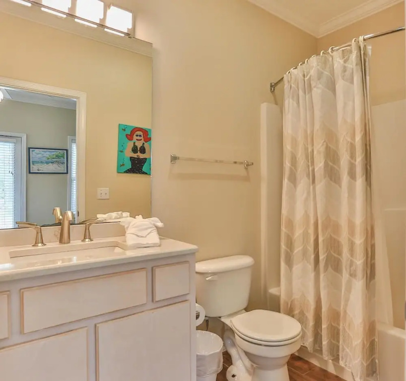 Ocean View Abode Luxurious 4bd, Walk to Beach!