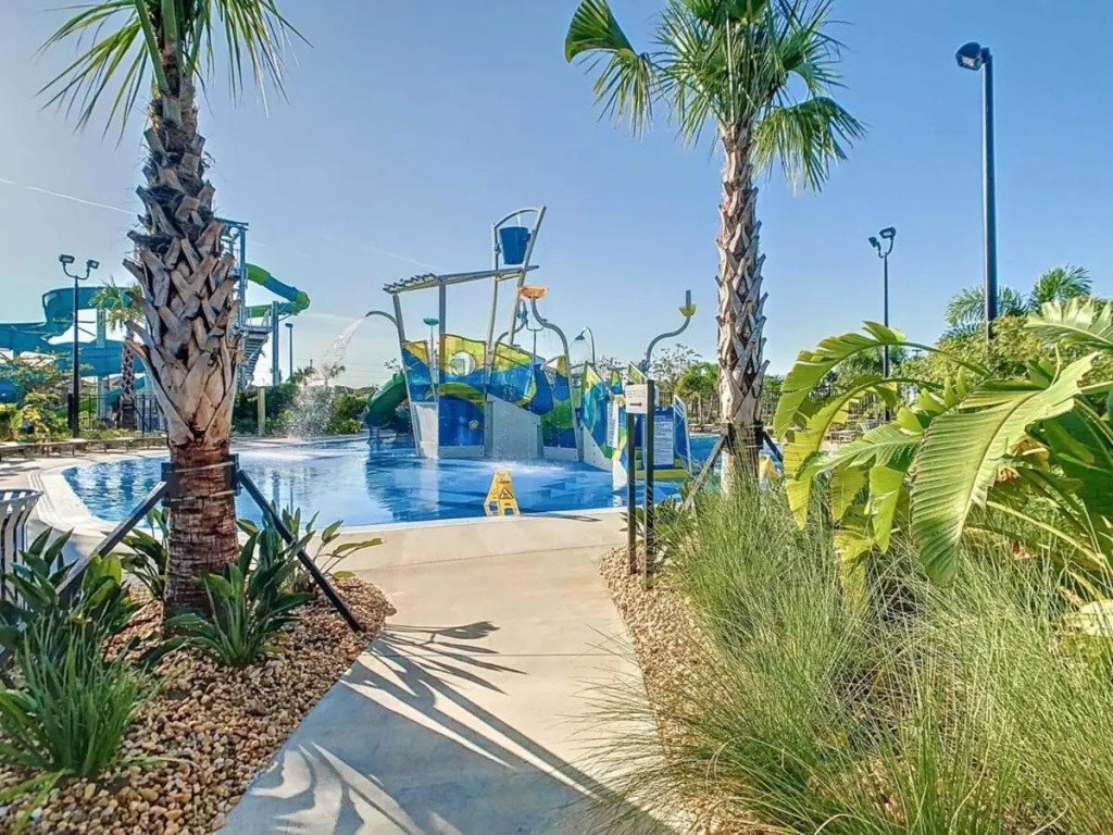 Gorgeous 3BR Condo with Laundry Room and free Waterpark
