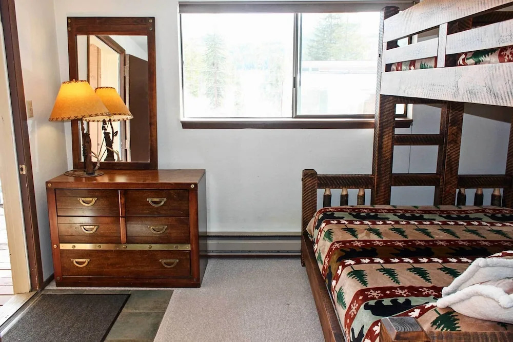 Winter Park Condo w/ Hot Tubs, 4 Mi to Ski Resort!
