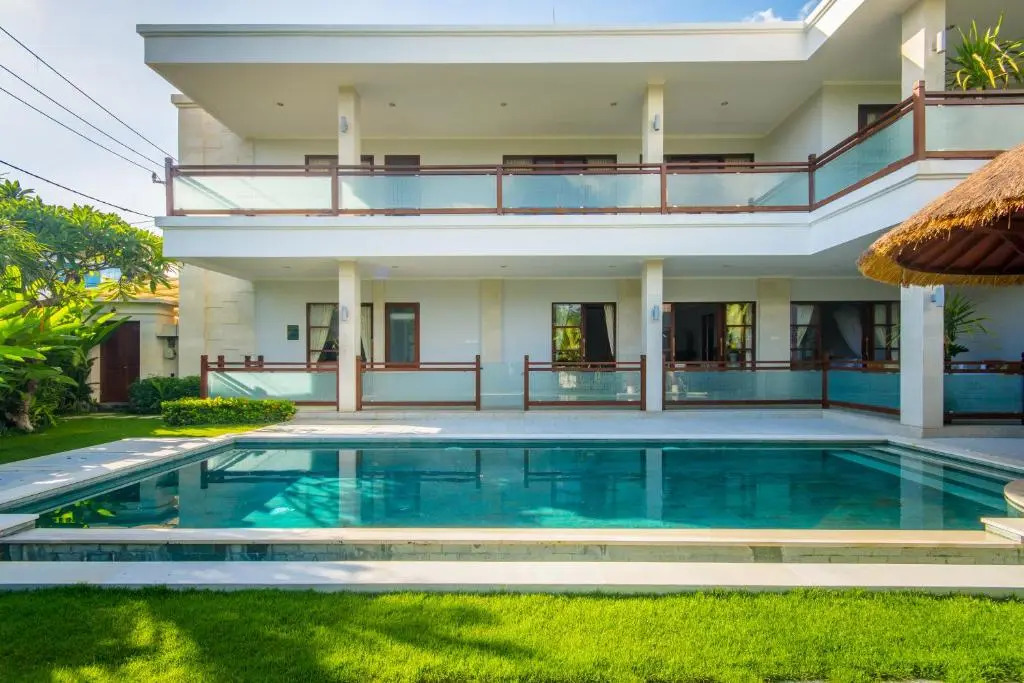 Golden Palm Villa
