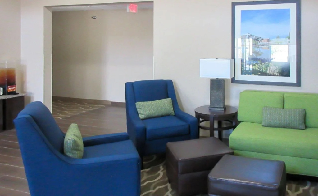 Comfort Inn & Suites Pueblo