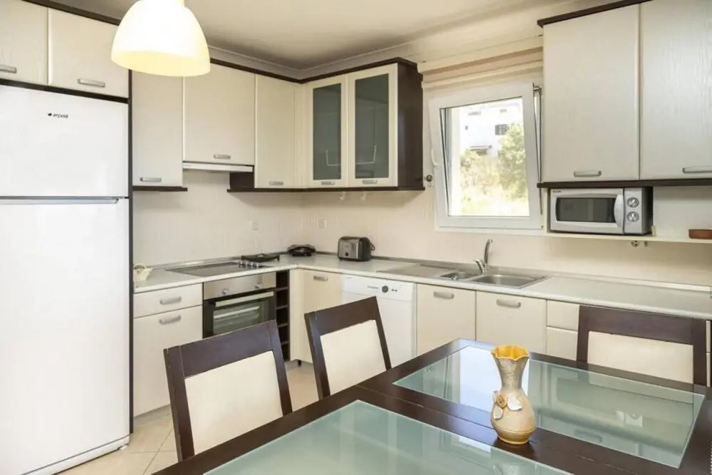 Cozy Flat with Sea View and Shared Pool in Bodrum