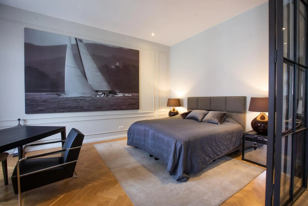 200m2 Splendid Downtown Flat with 75m2 Gergious Terrace