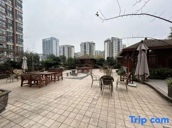 Yishang Oriental Hotel （Gardening Mountain Science and Technology Park)