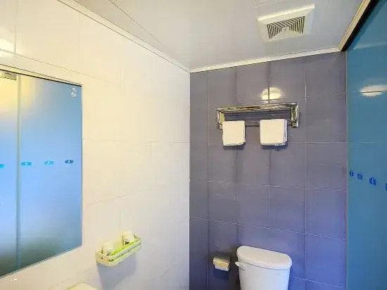 Baishi Lvcheng  Hotel  (Changzhou Wuyue International Plaza）