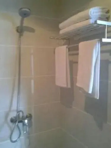 Yayi Hotel