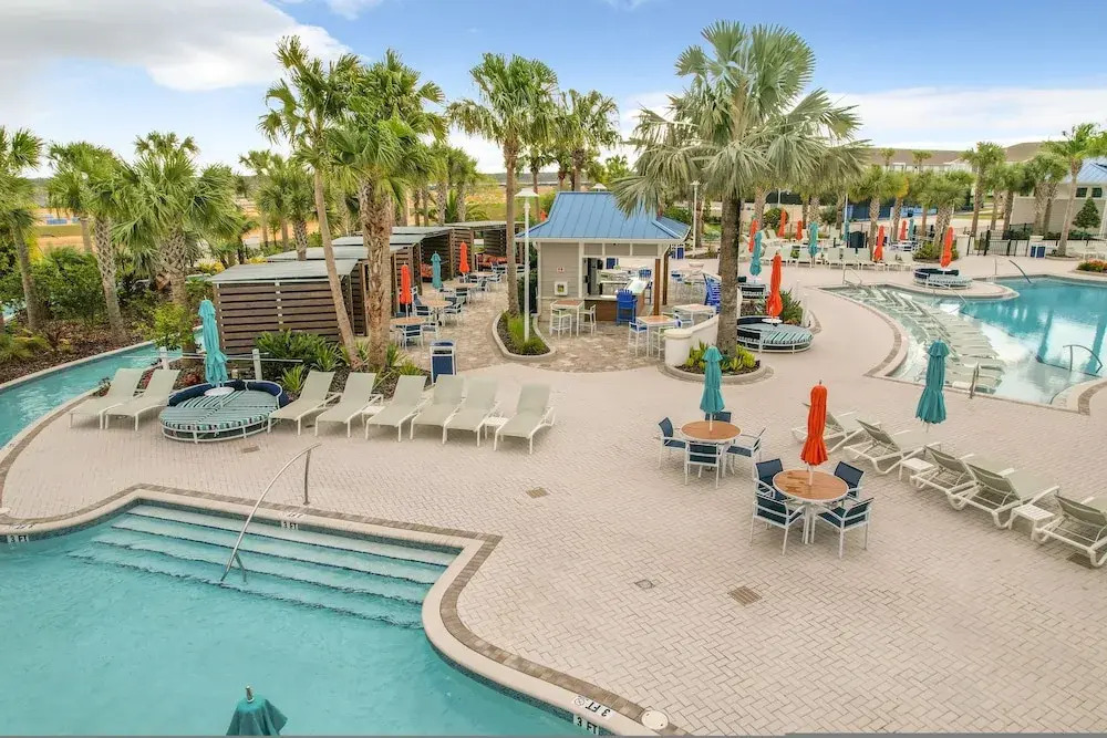Windsor Island Vacation Pool Villa