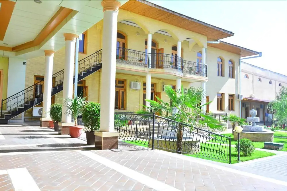 Uzbegim Plaza