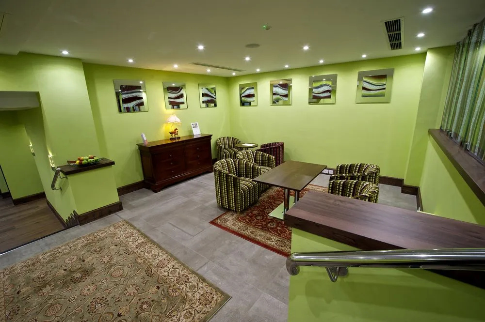 Best Western Frensham Pond Hotel