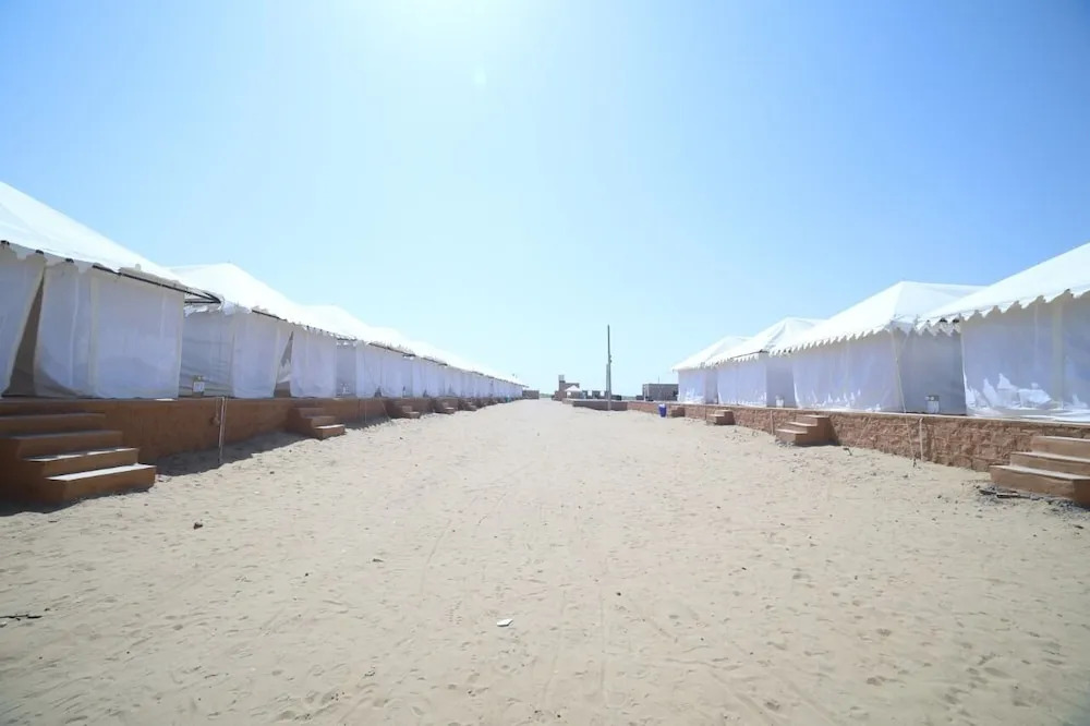 hotel Desert camp