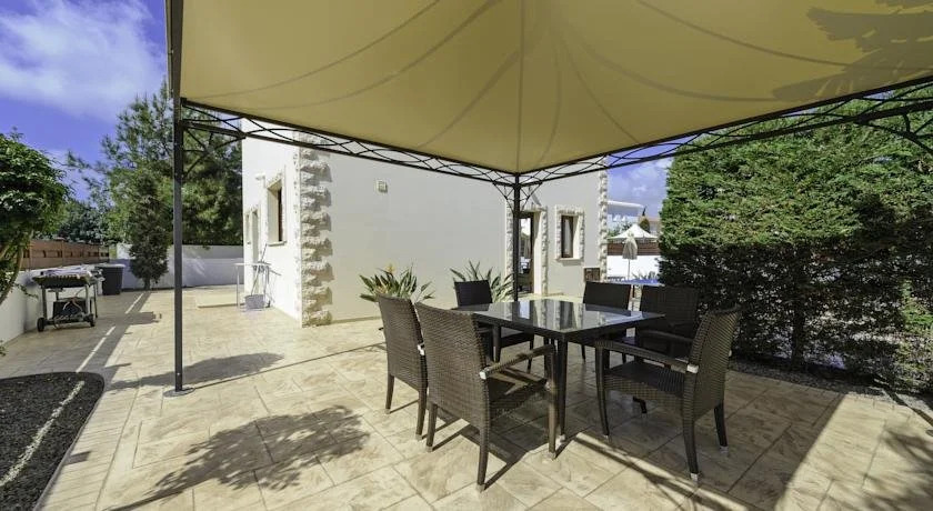 Zouvanis Luxury Villas