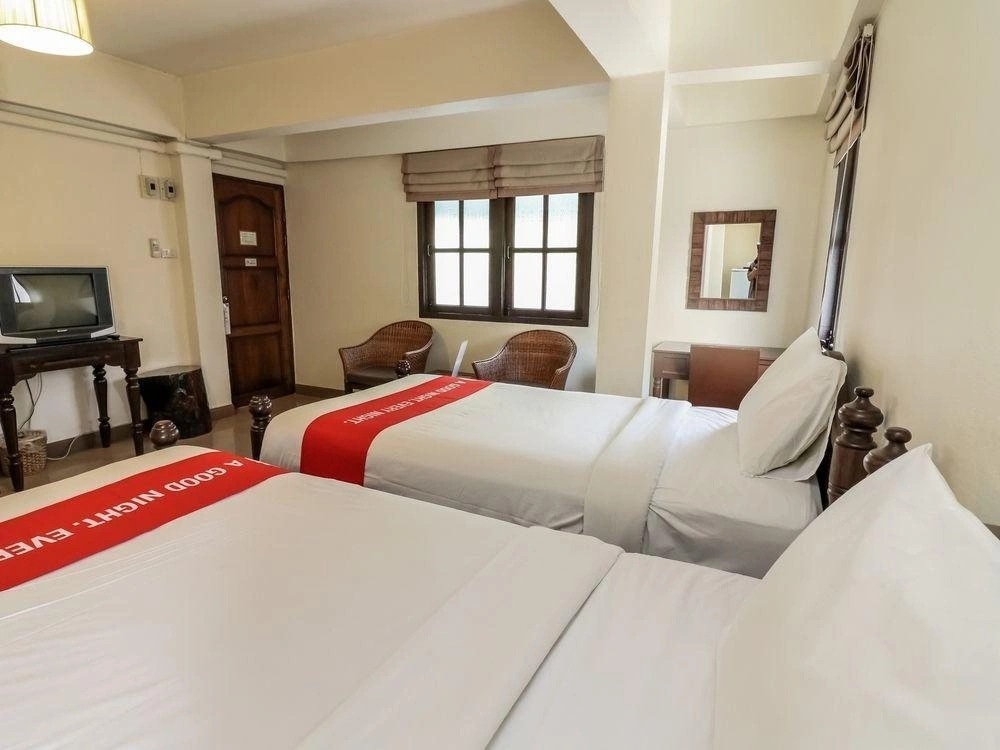 Nida Rooms Moon Muang Sriphum Minimal