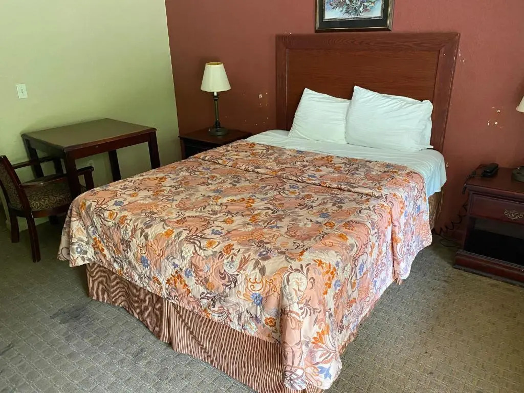 Budget Inn