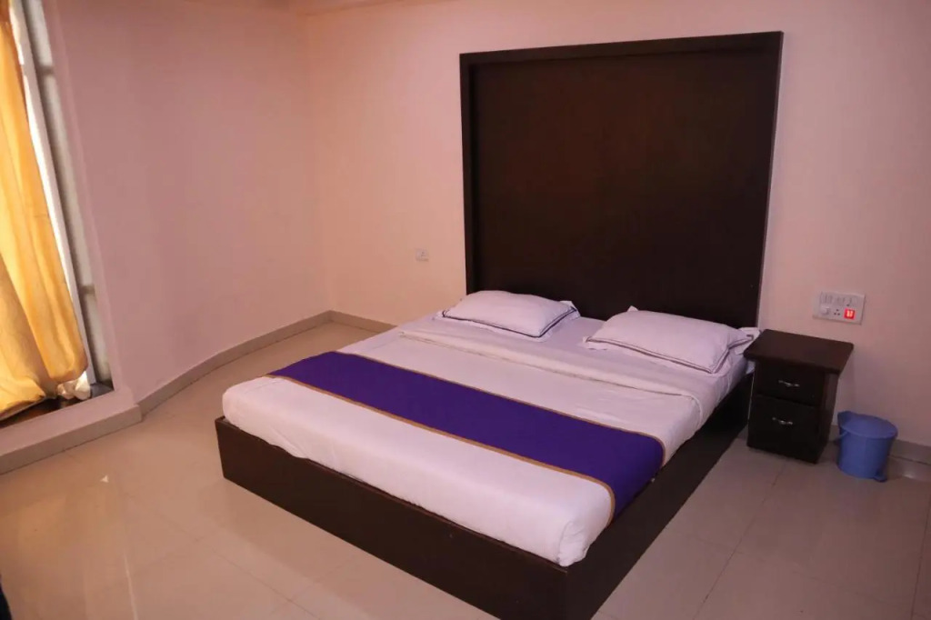 Smilestay BNS Lodge