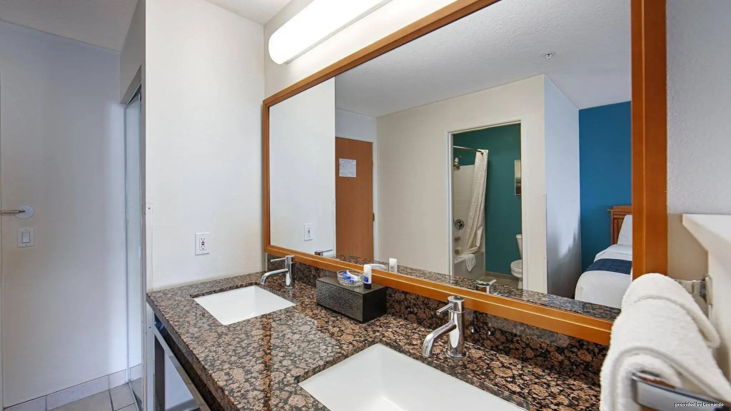 Best Western Plus Liberty Lake Inn