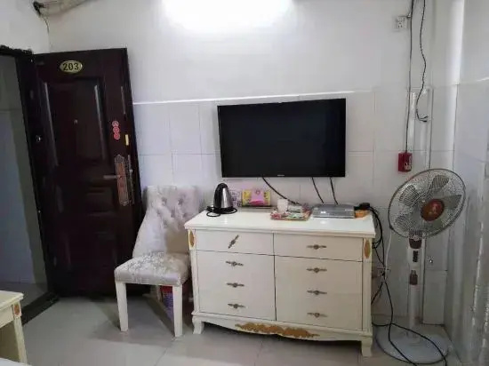 Grammy Hotel (Guigang Hospital of Traditional Chinese Medicine Vocational Education Center Branch)