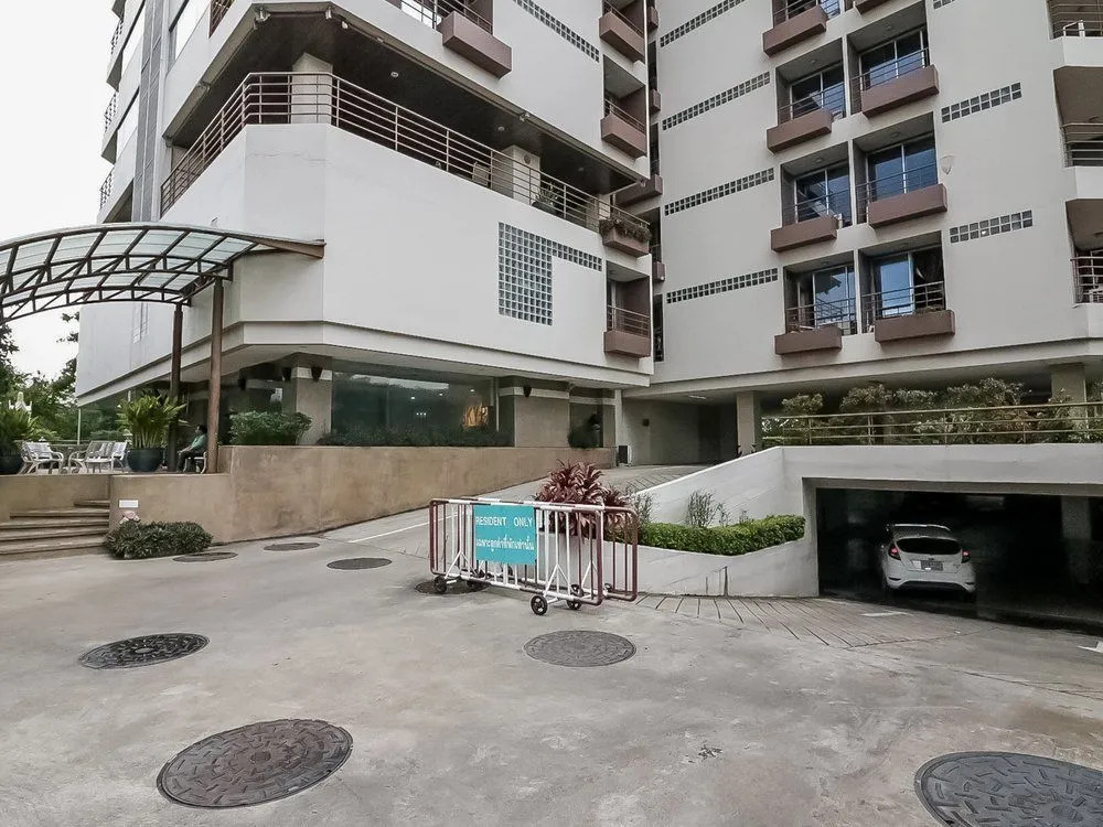 曼谷奈达詩娜卡琳双朗52号酒店(Nida Rooms Srinakarin 52 Suanluang)