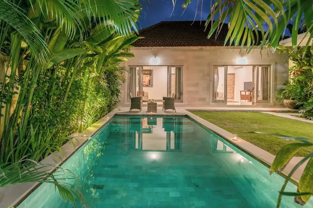Villa Briana Seminyak by Villas R Us