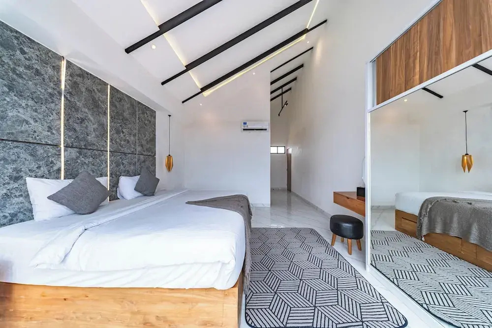 Seminyak Loft 360 by Villas R Us