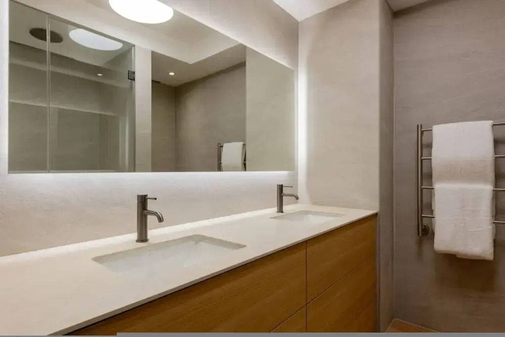 Casa Mia Lux - Sea Point 2 Bedroom Apartment
