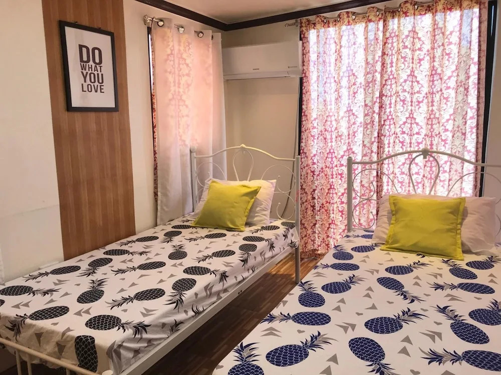Palompon Traveler's Lodge