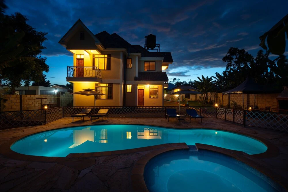 Rayan Apartments & Safaris