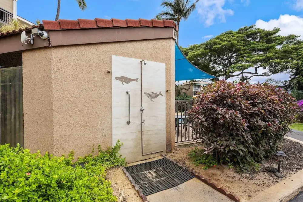 Maui Vista 2-301 - Modern and Bright Renovation in Building 2, No Carpet, AC!