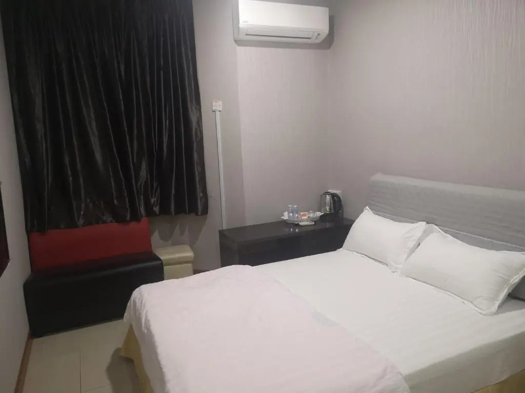 Home Inn Hotel