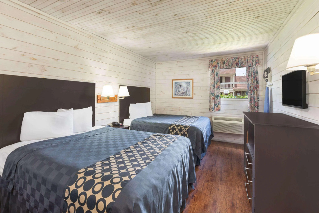 Travelodge Inn and Suites San Antonio