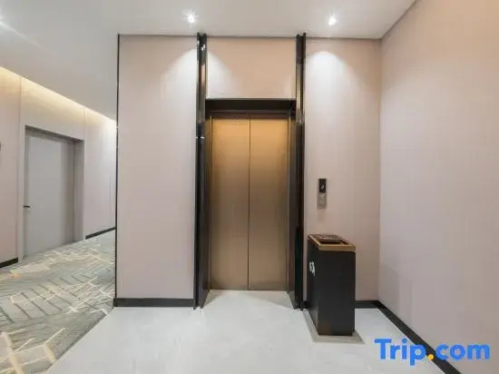 Luntai Yihai Hotel